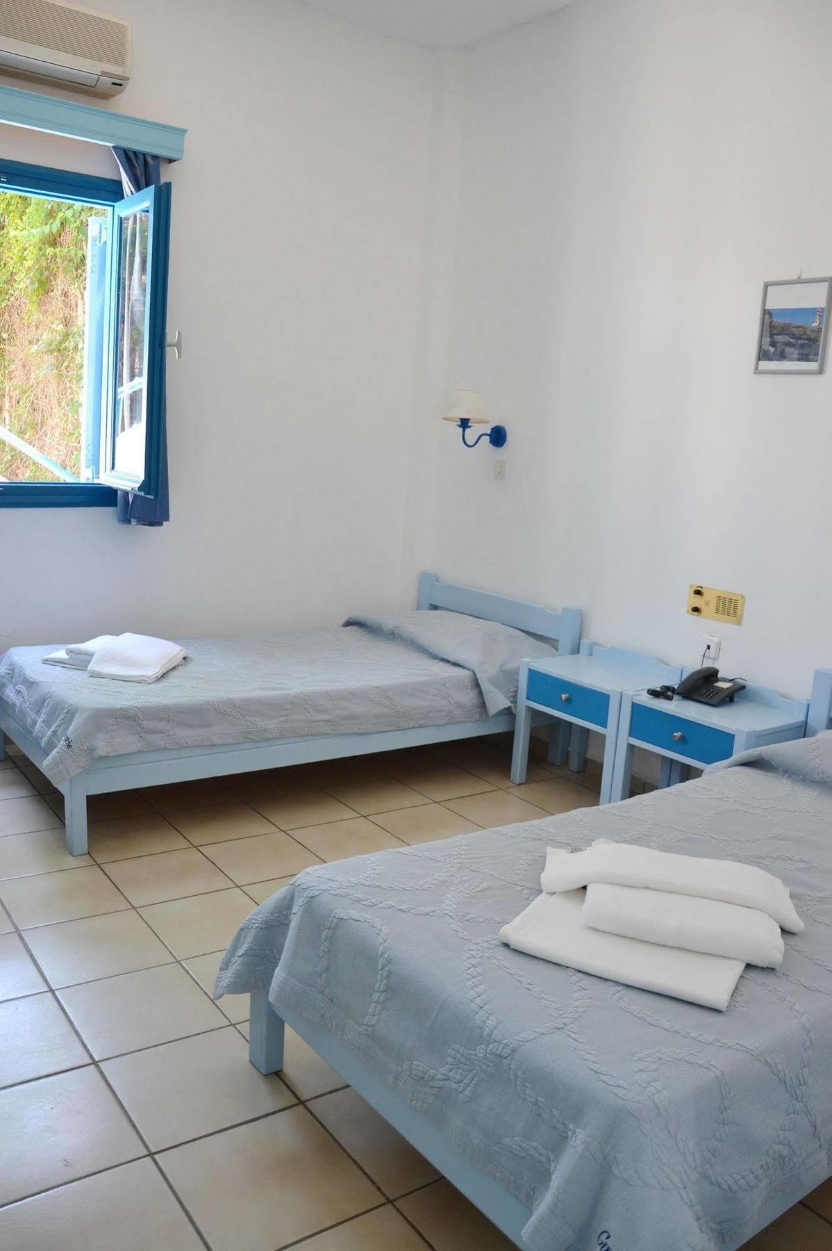 Galeana Beach Hotel Platanes  Buitenkant foto