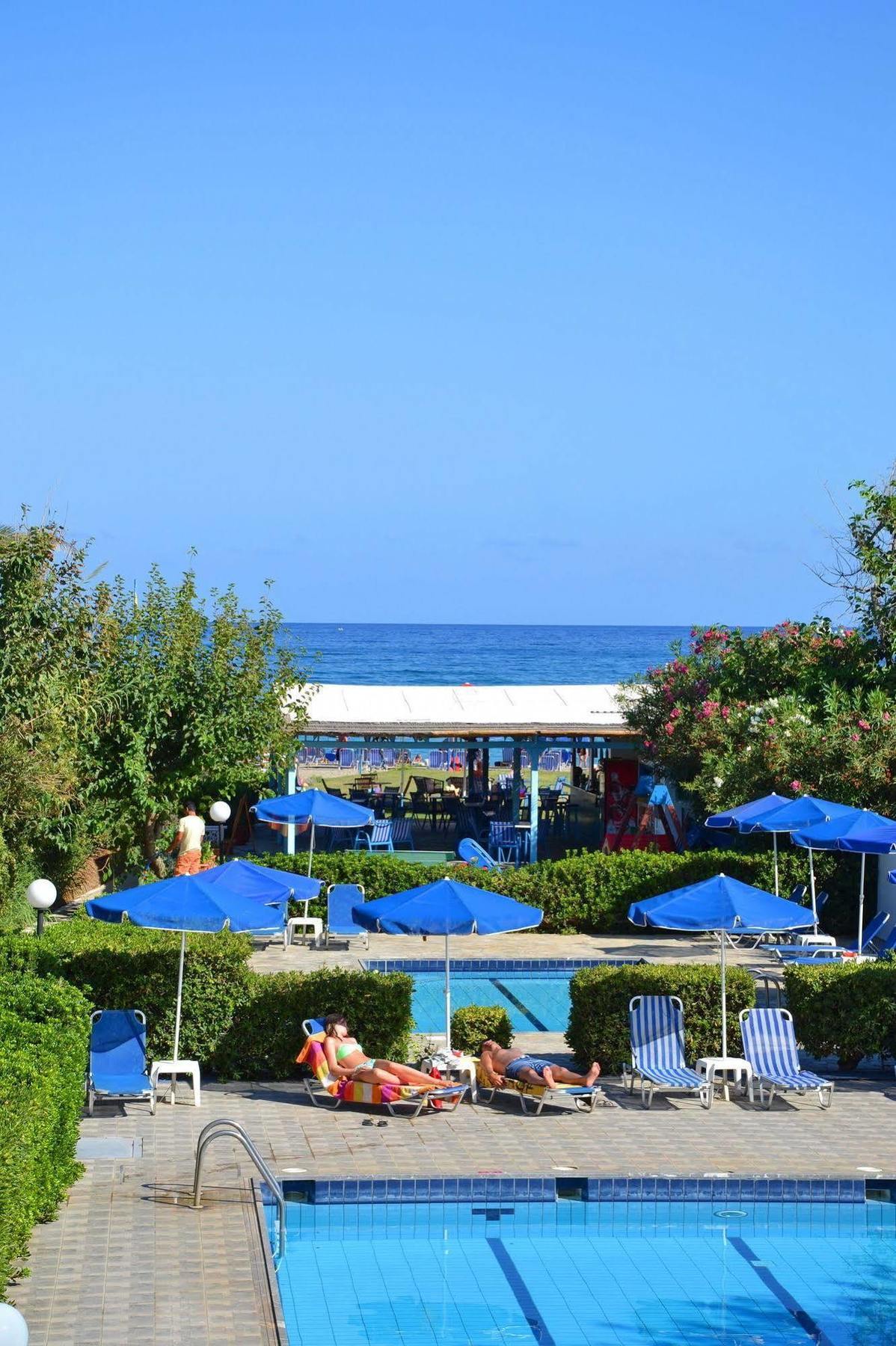 Galeana Beach Hotel Platanes  Buitenkant foto